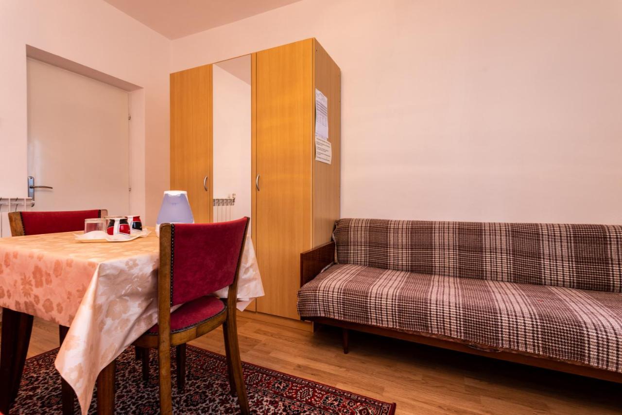 Rooms&Studio Apartment Mira Baška Exterior foto